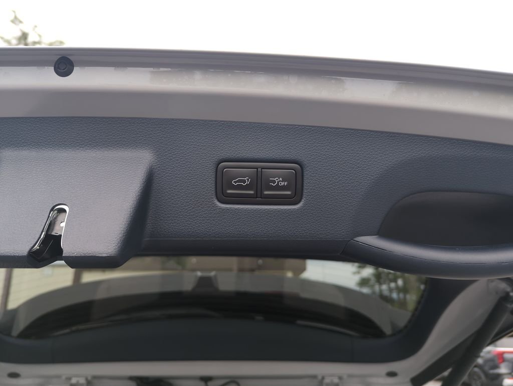 New 2026 Ceramic Silver Kia SX Prestige image 34