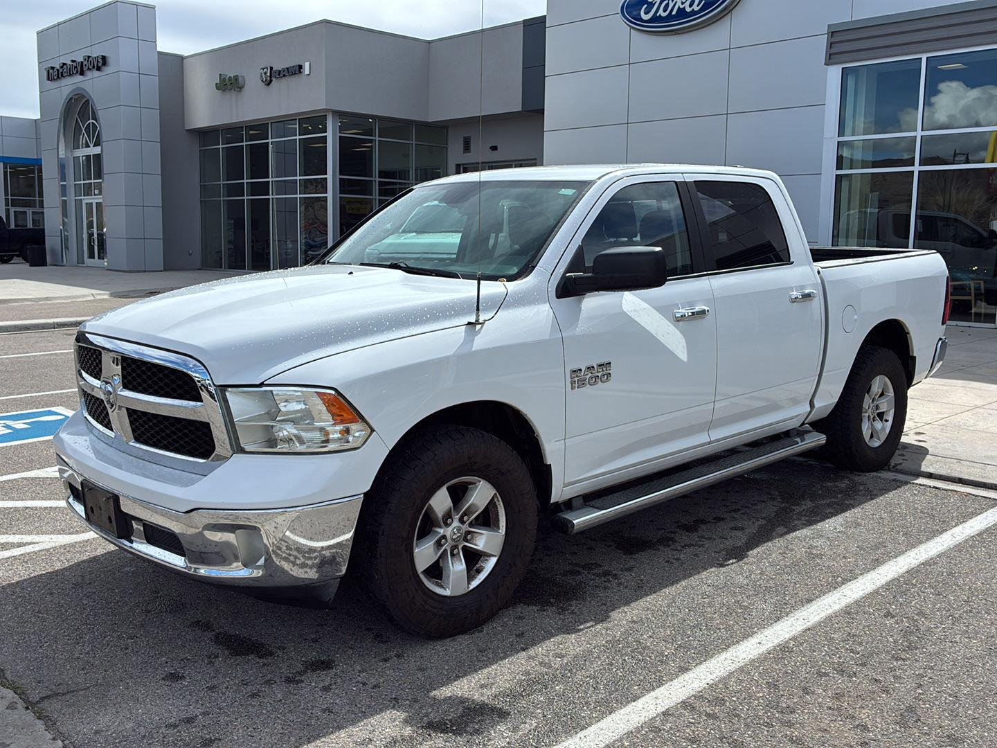 Used 2015 Bright White Clearcoat Ram SLT image 1