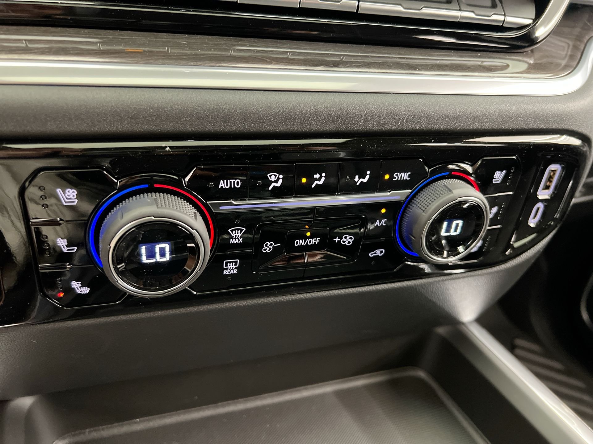 2026 Chevrolet Silverado 2500 HD LTZ - Photo 73