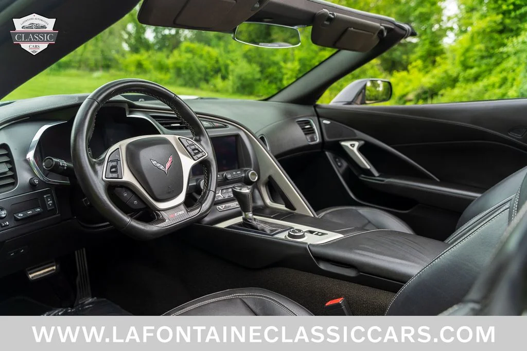 Used 2015 Gray Chevrolet Z06 image 16