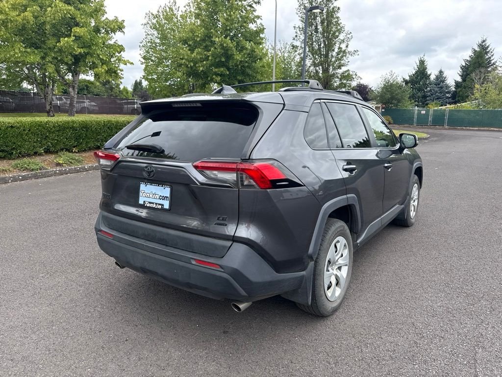 Used 2019 Magnetic Gray Metallic Toyota LE image 7