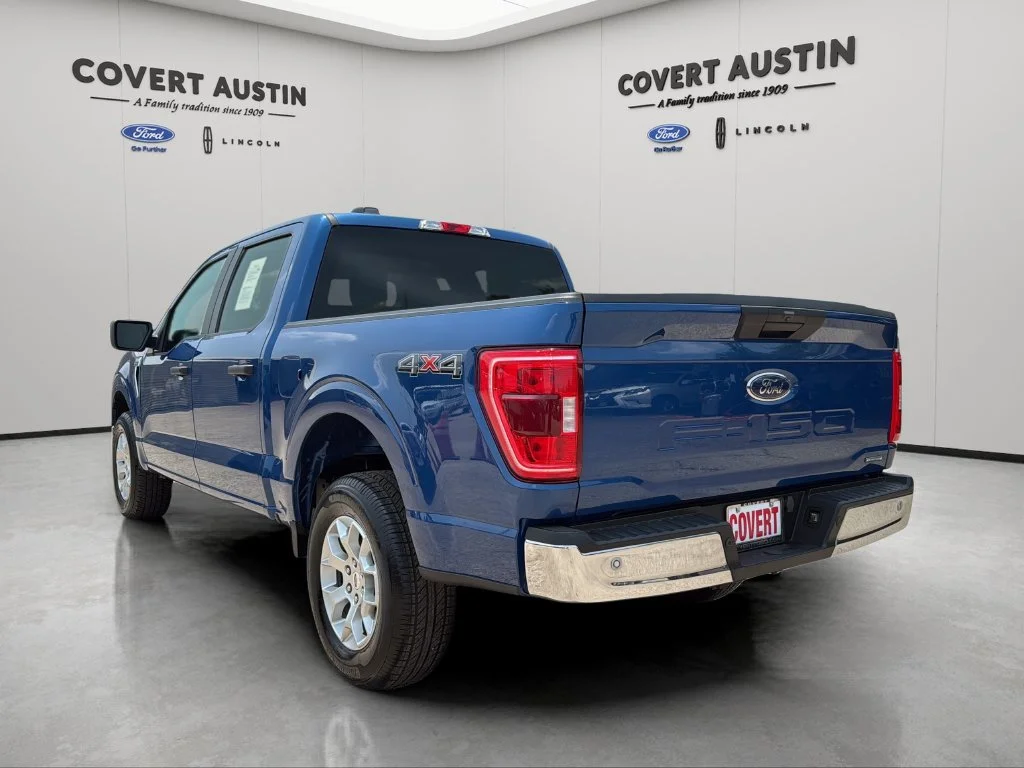 Used 2023 Blue Ford XLT image 3