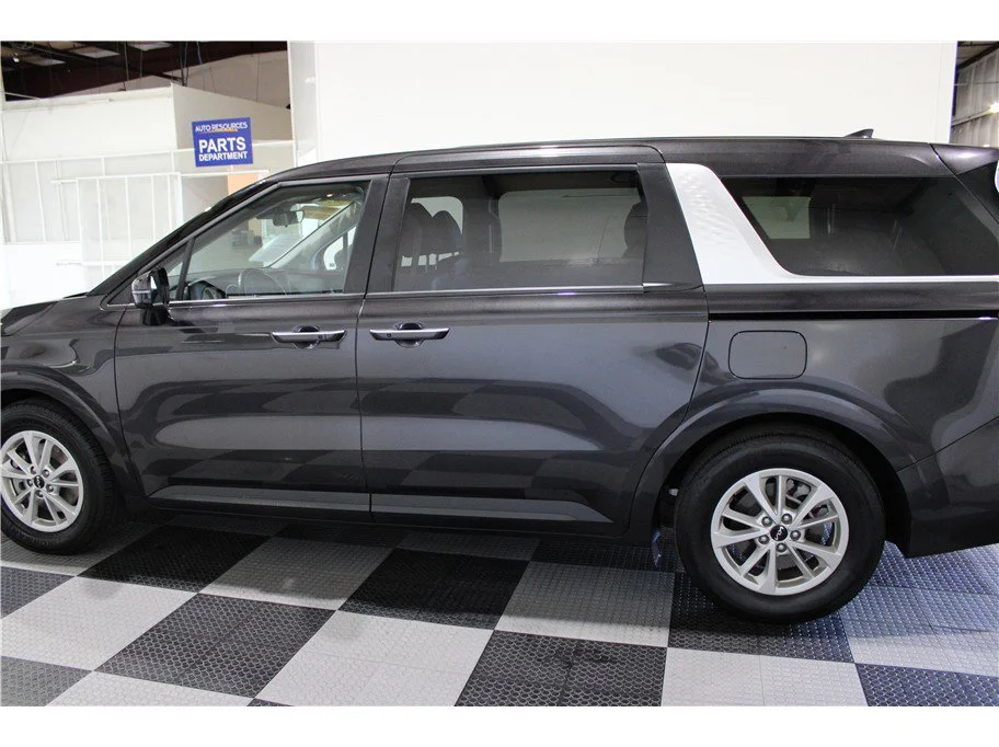 Used 2024 Panthera Metal Kia LX image 12