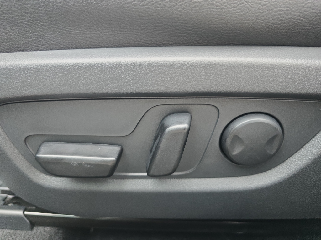 New 2026 Wind Chill Pearl Mazda Preferred image 18