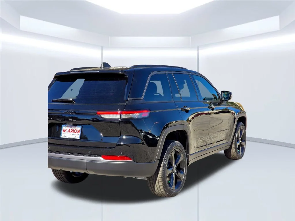 New 2027 Black Jeep Limited image 40