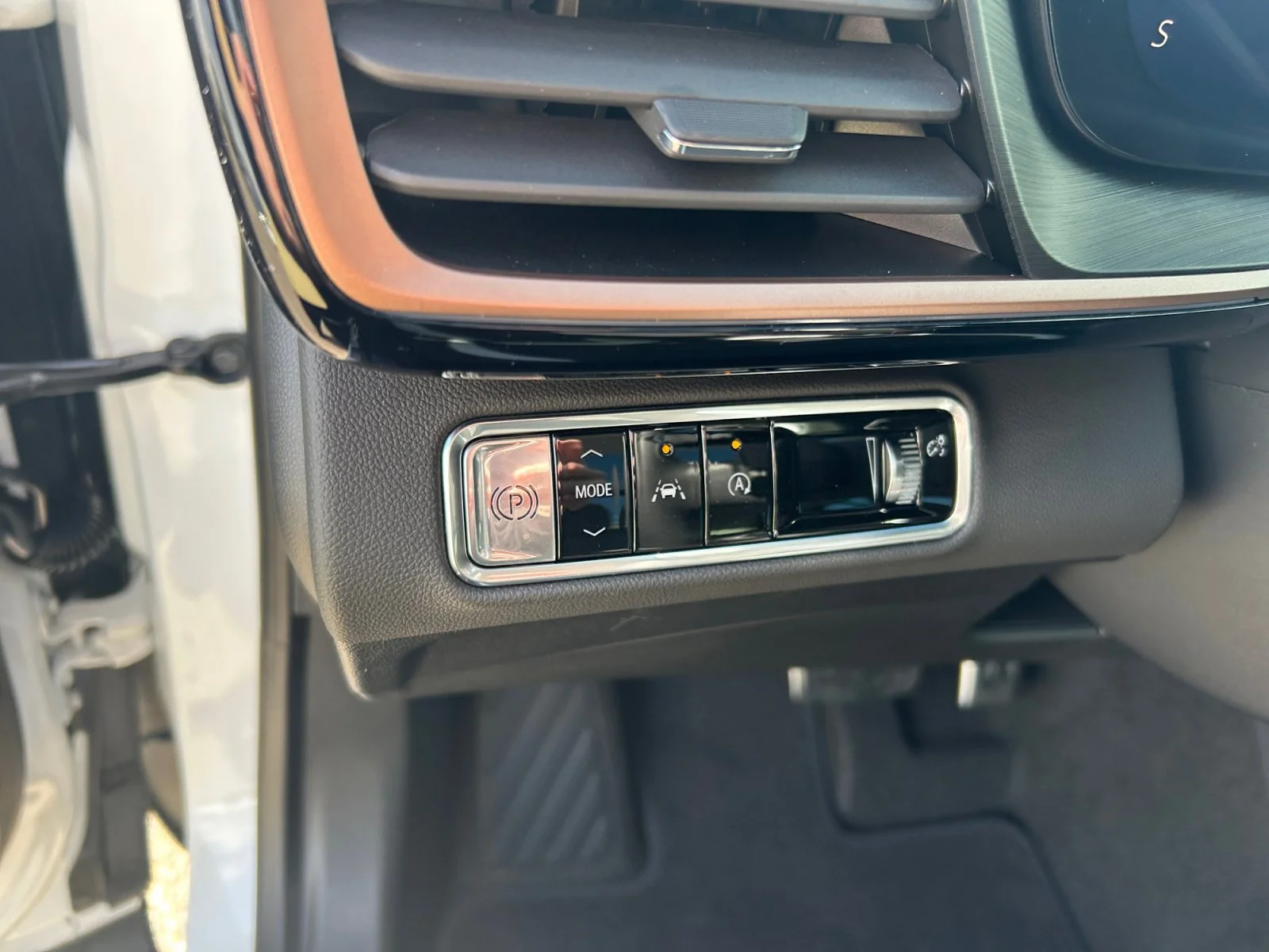 New 2026 Summit White Buick Sport Touring AWD image 16