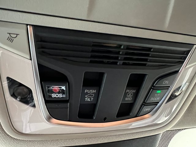 New 2026 Majestic Black Pearl Acura w/Advance Package image 18