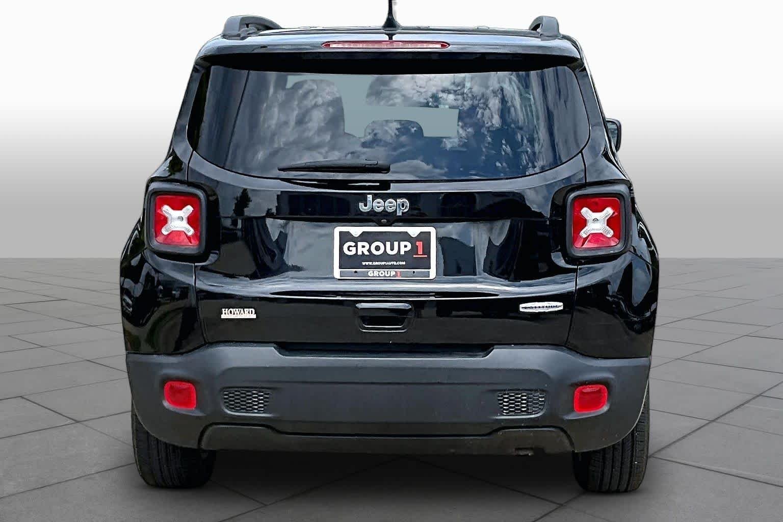 Pre-Owned 2020 Jeep Renegade Latitude