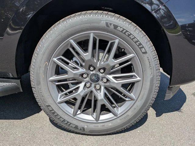 New 2027 Agate Black Metallic Ford Platinum image 11