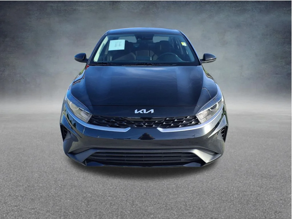 Used 2024 Black Kia LXS image 2