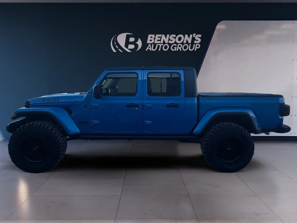 New 2024 Blue Jeep  image 3