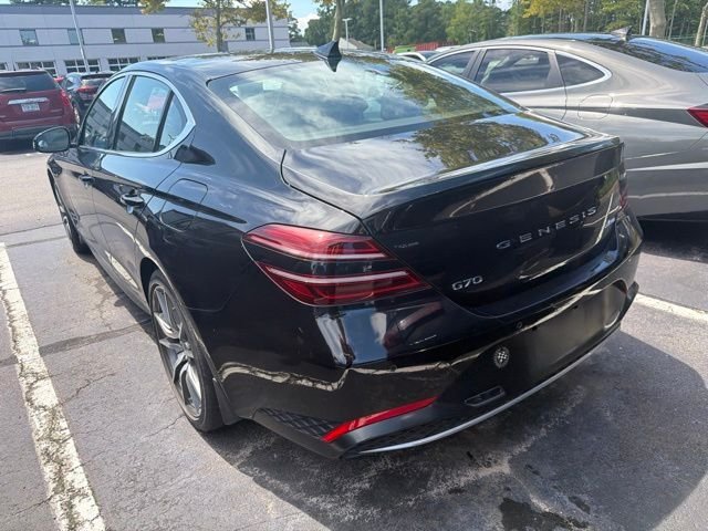 Used 2022 Black Genesis 2.0T image 6