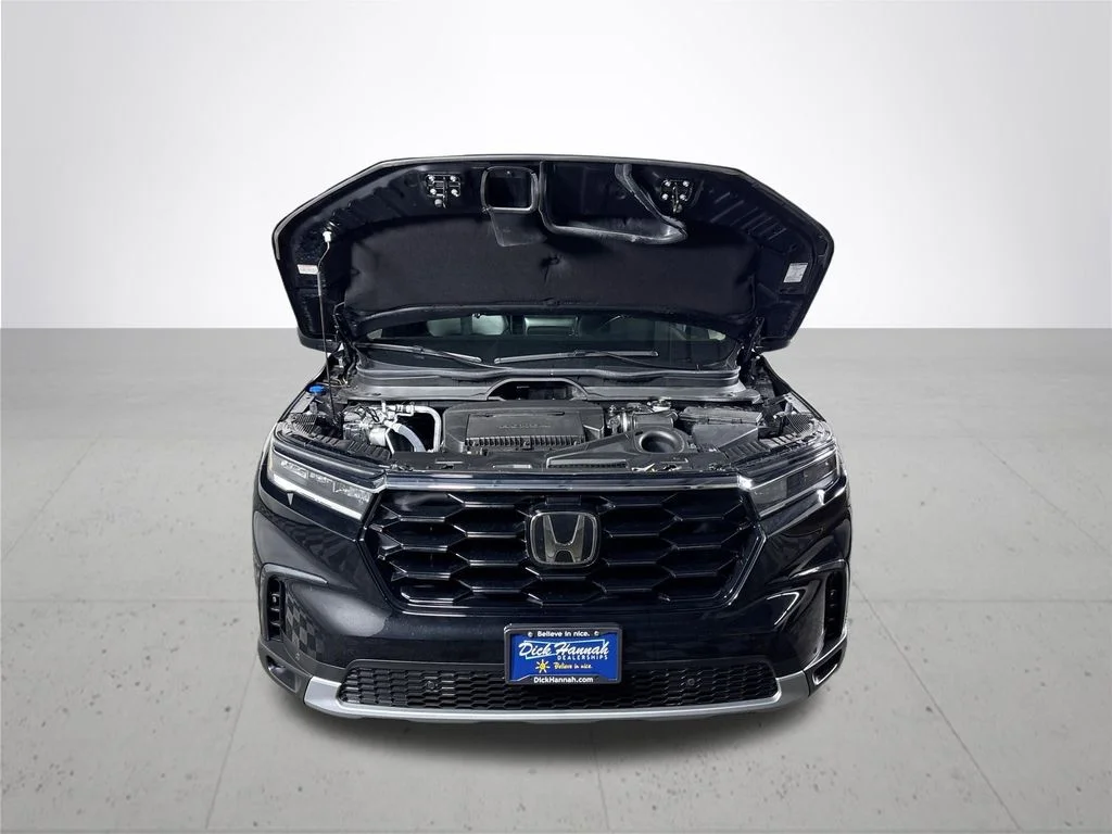 Used 2024 Black Honda Touring image 23