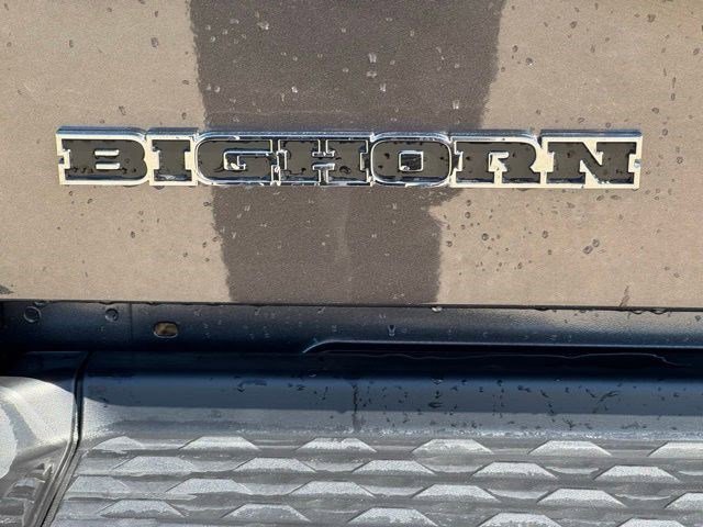 New 2026 Granite Crystal Metallic Clear-Coat Exterior Paint RAM Big Horn image 32