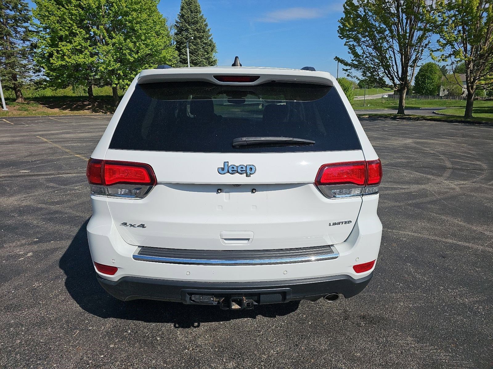 Used 2021 Bright White Clearcoat Jeep Limited image 4