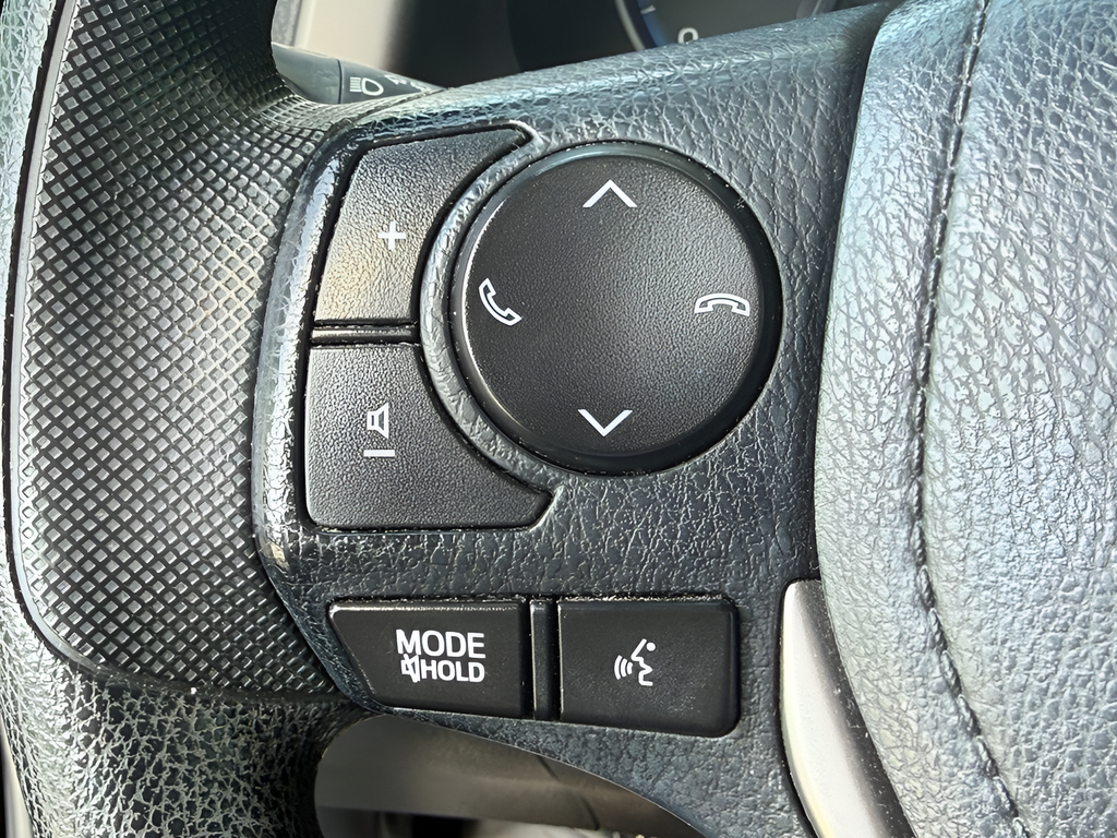 Used 2018 Gray Toyota LE image 18