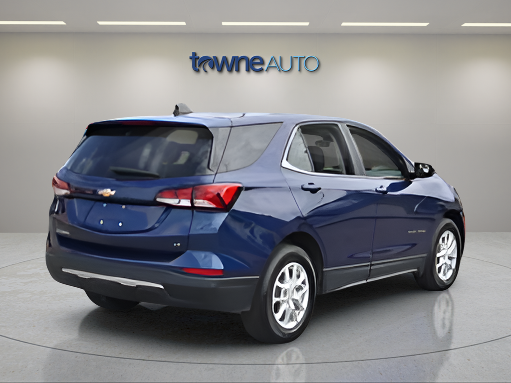 Used 2022 Blue Chevrolet LT image 9