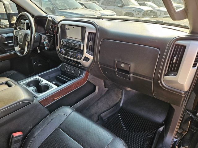 Used 2015 ONYX BLACK GMC SLT image 32
