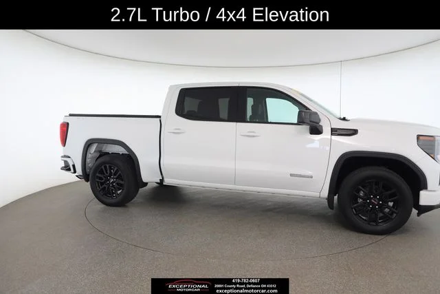 Used 2024 White GMC Elevation image 23