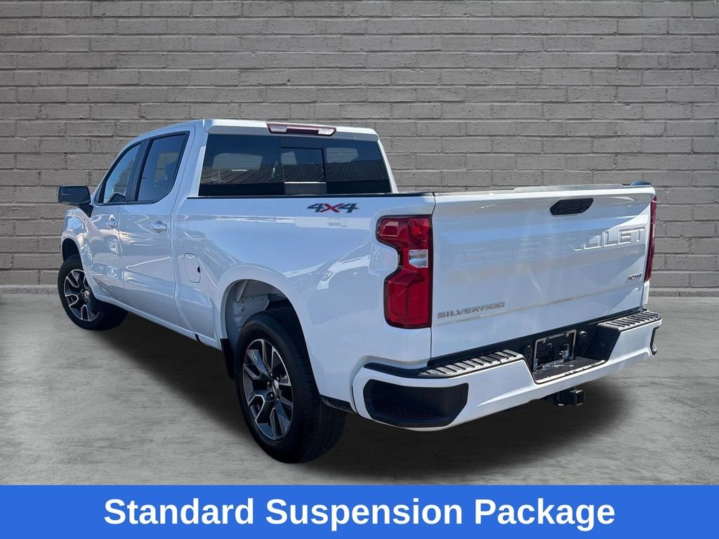 Used 2025 White Chevrolet RST image 5