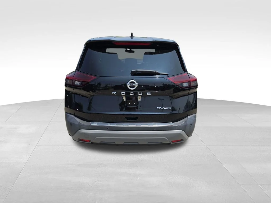 Used 2021 Black Nissan SV image 5