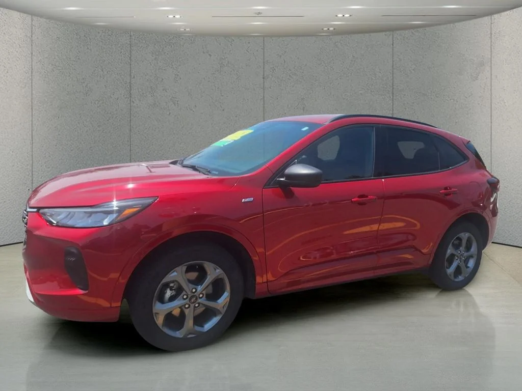 2024 Ford Escape ST-Line AWD's photo