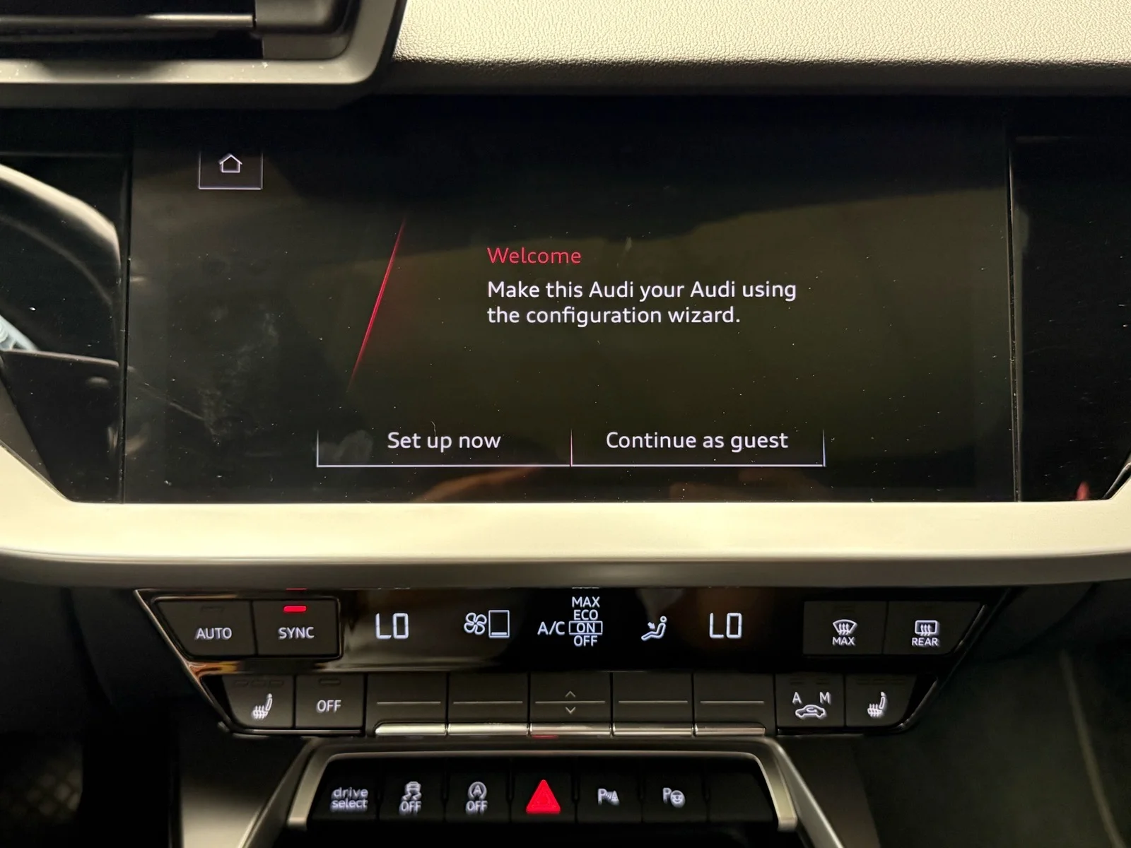 Used 2024 Navarra Blue Metallic (2d2d) Audi Premium 40 TFSI image 15