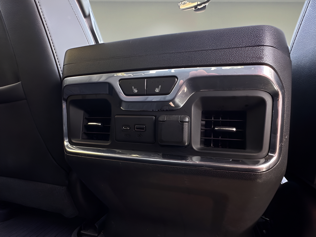 Used 2020 Black GMC AT4 image 22