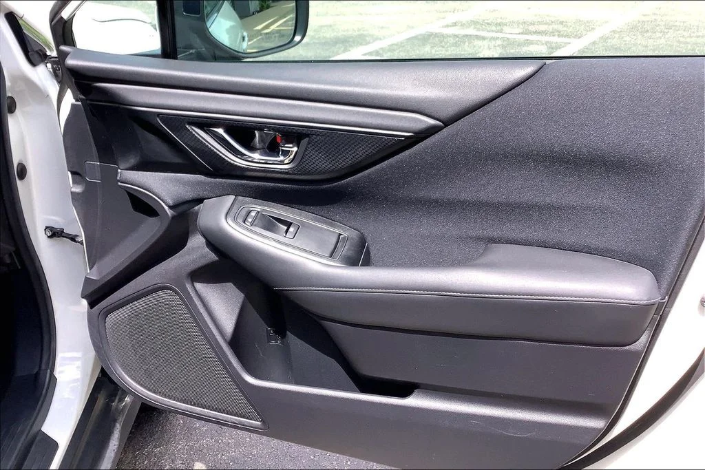 Used 2020 White Subaru Premium image 26
