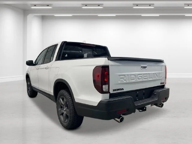 2026 Honda Ridgeline TrailSport - Photo 3