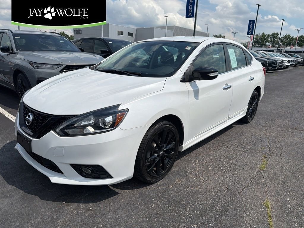 2018 Nissan Sentra SR CVT's photo