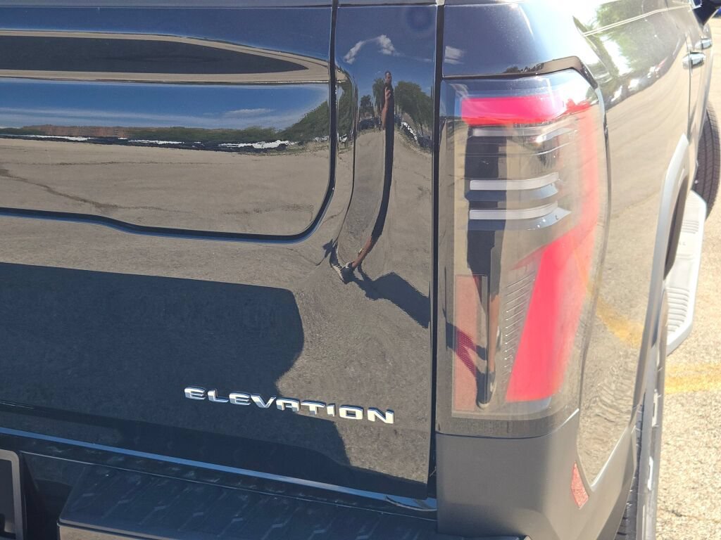 2026 GMC Sierra EV Elevation - Photo 13