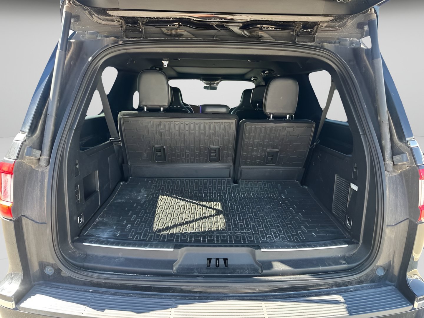 Used 2020 Black Lincoln Reserve image 12