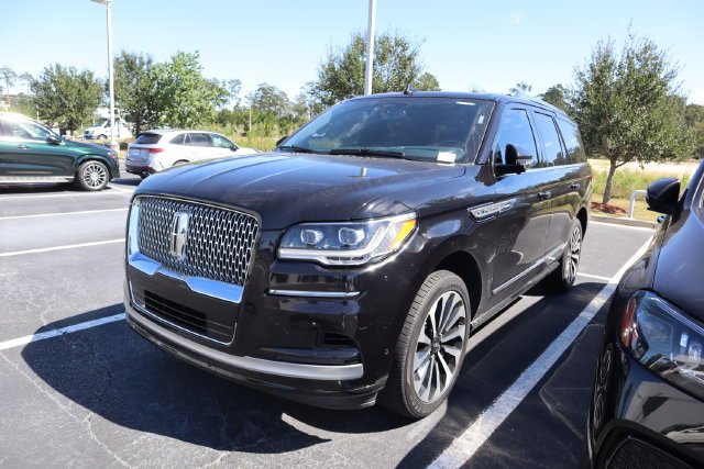 2022 Lincoln Navigator