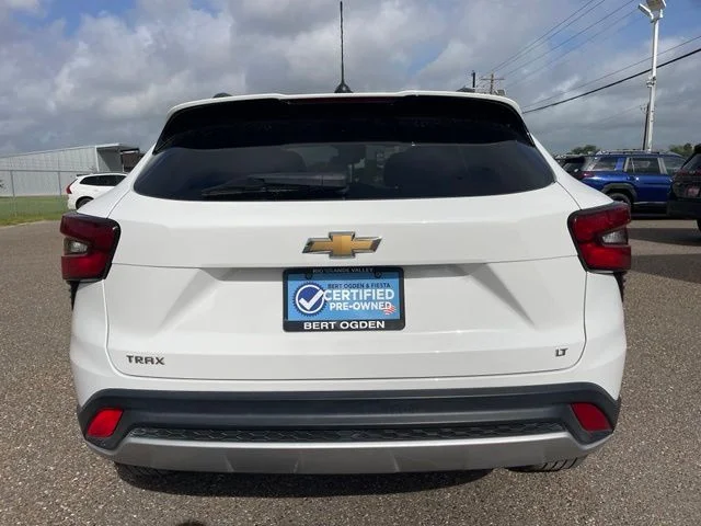 Used 2024 White Chevrolet LT image 8