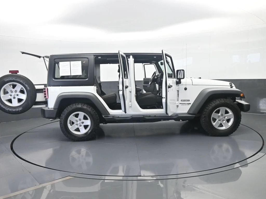 Used 2018 Bright White Clearcoat Jeep Unlimited Sport image 67