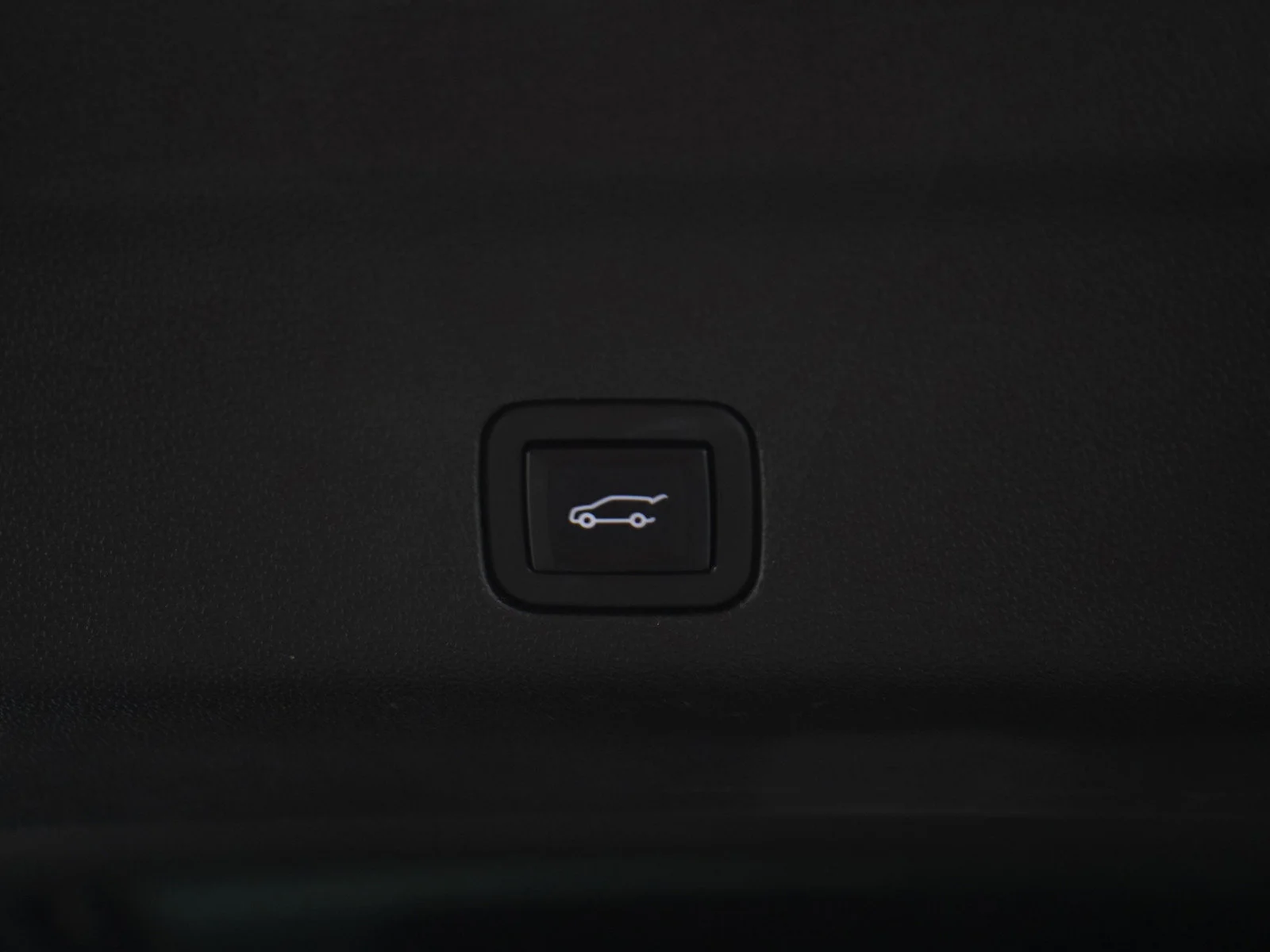 Used 2023 Onyx Black GMC Denali image 17