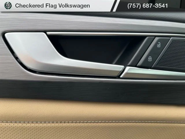 New 2026 White Volkswagen 2.0T SE w/Technology image 18