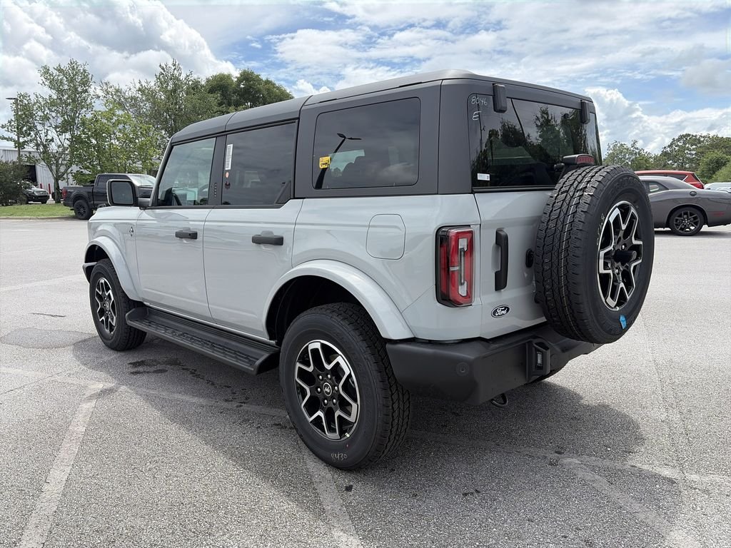 New 2026 Avalanche Gray Ford Outer Banks® image 5