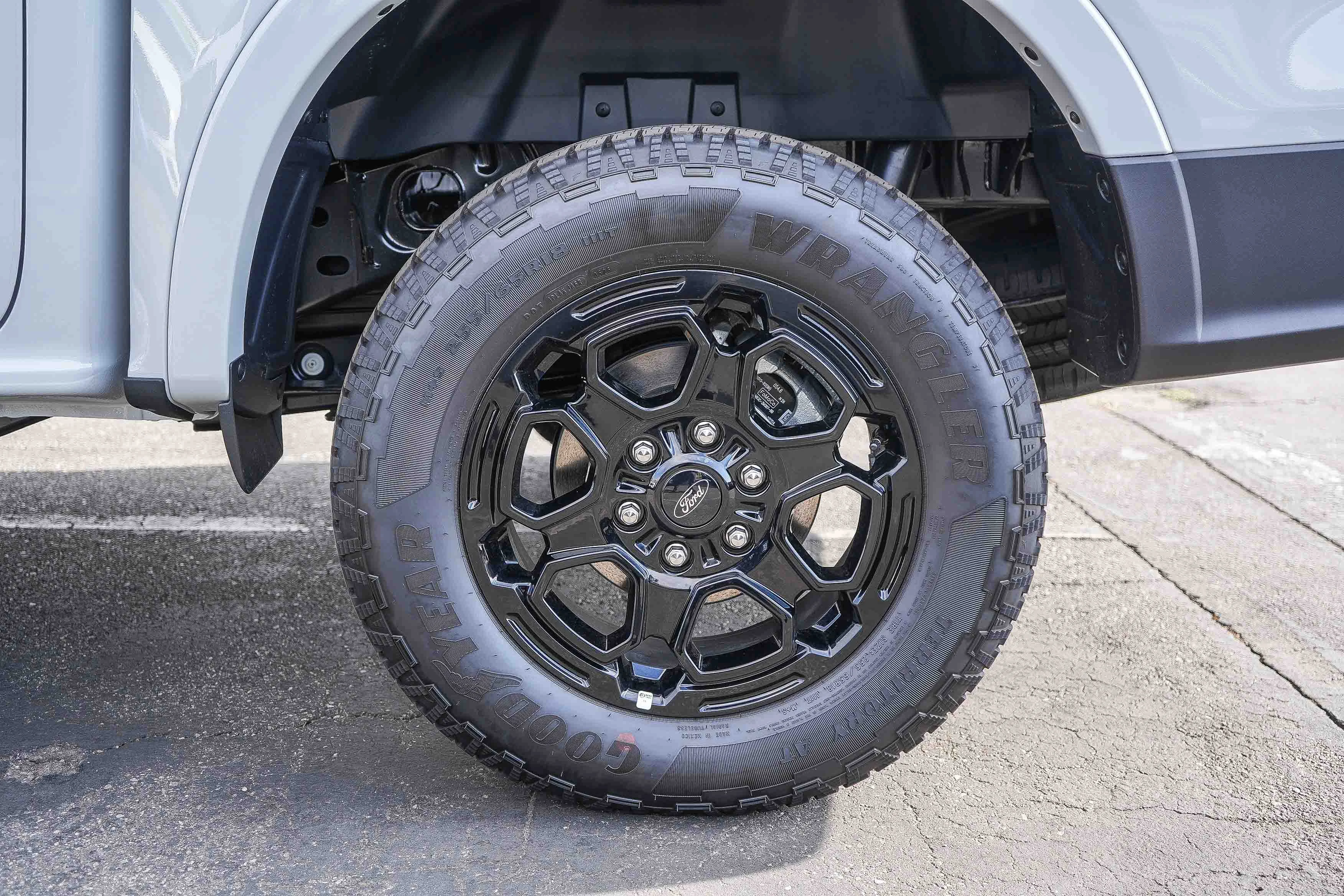 New 2026 Avalanche Ford XLT image 10