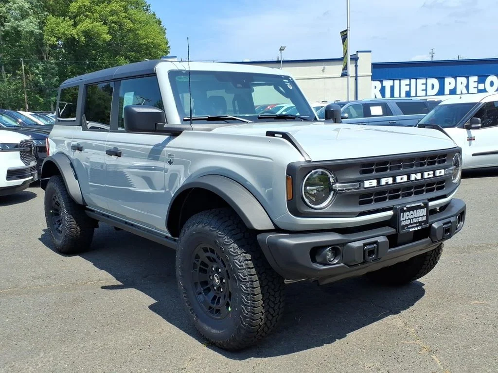 New 2026 Avalanche Gray Ford Big Bend® image 1