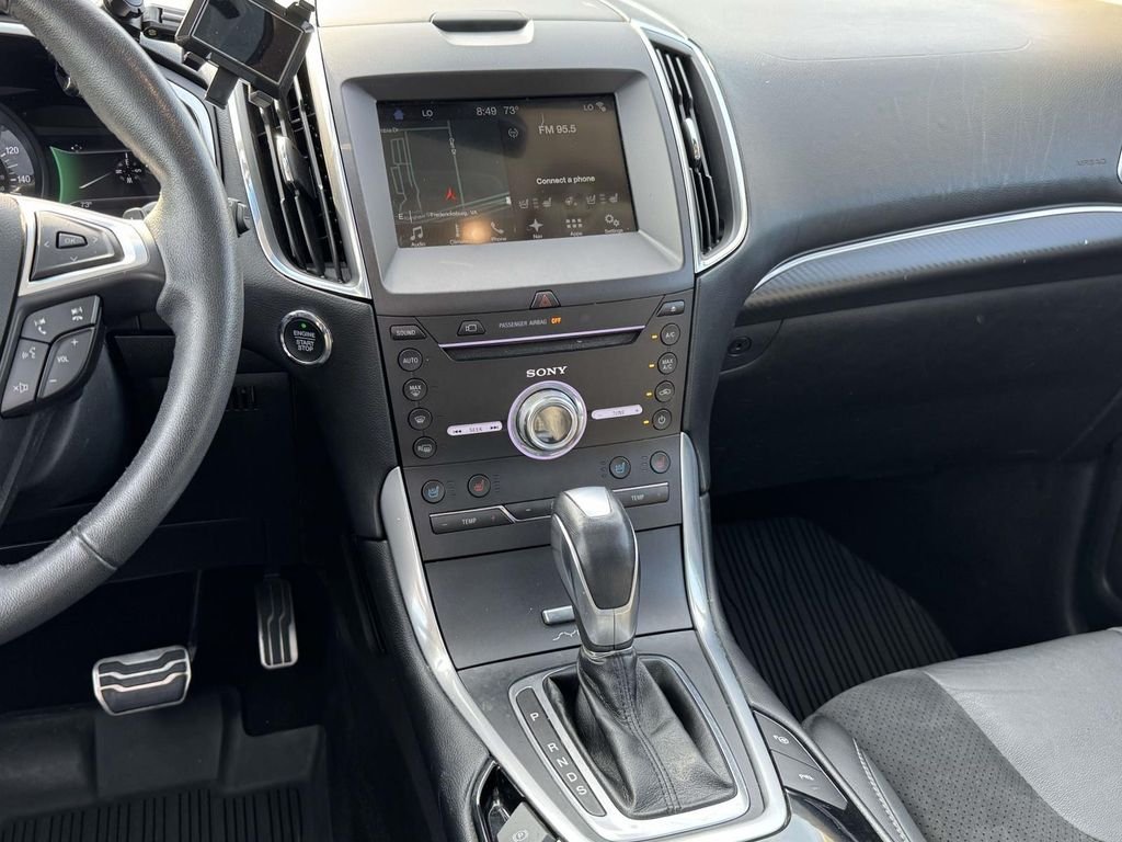 Used 2018 White Ford Sport image 3