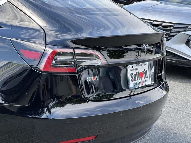Used 2018 Black Tesla Long Range image 11