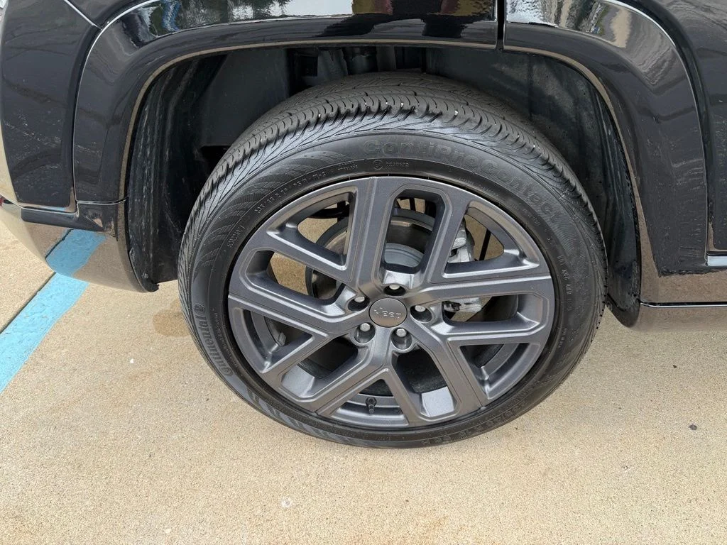 Used 2024 Black Jeep Limited image 8