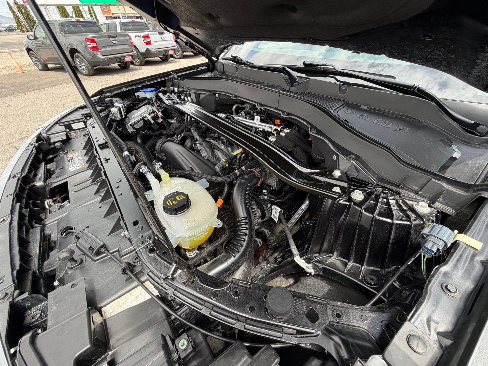 Used 2025 Gray Metallic Ford Platinum image 35