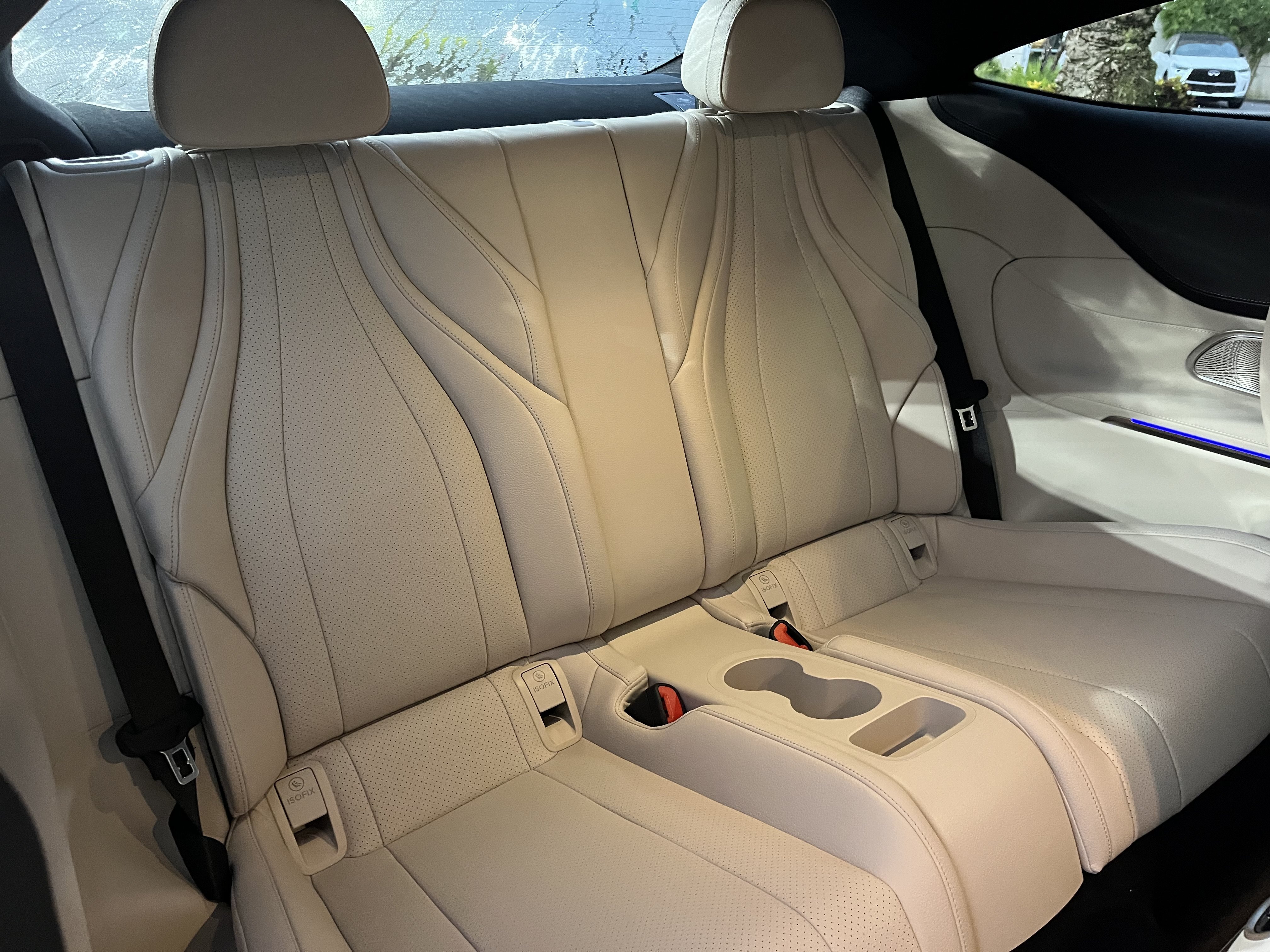 New 2026 MANUFAKTUR Moonlight White Metallic Mercedes-Benz CLE 300 image 20