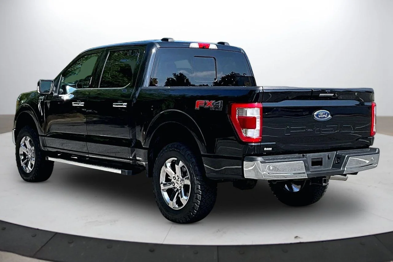 Certified Used 2022 Black Ford Lariat image 7