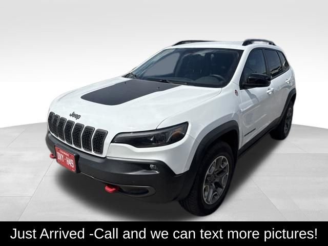 Certified Used 2022 Bright White Clearcoat Jeep Trailhawk image 1