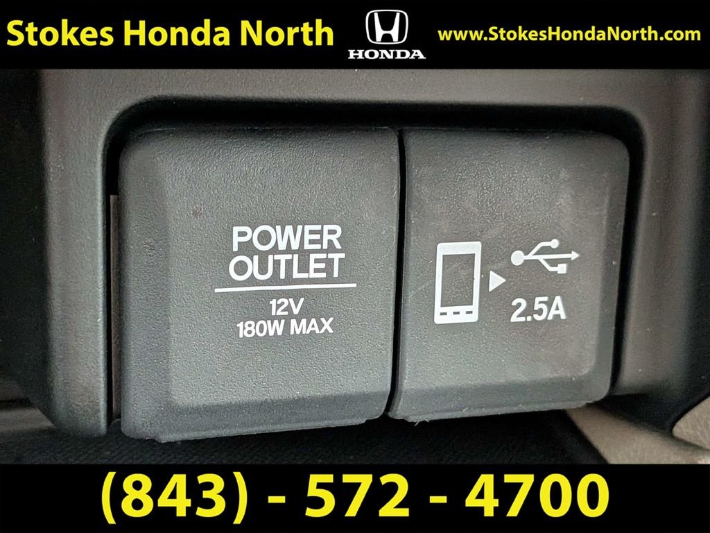 Used 2022  Honda Touring image 28