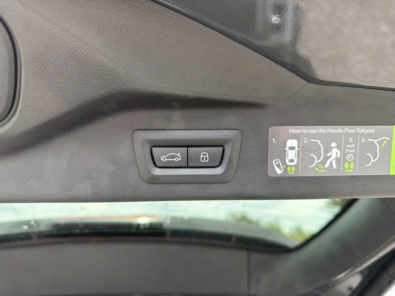 New 2027 Dravit Grey Metallic BMW xDrive40i image 13